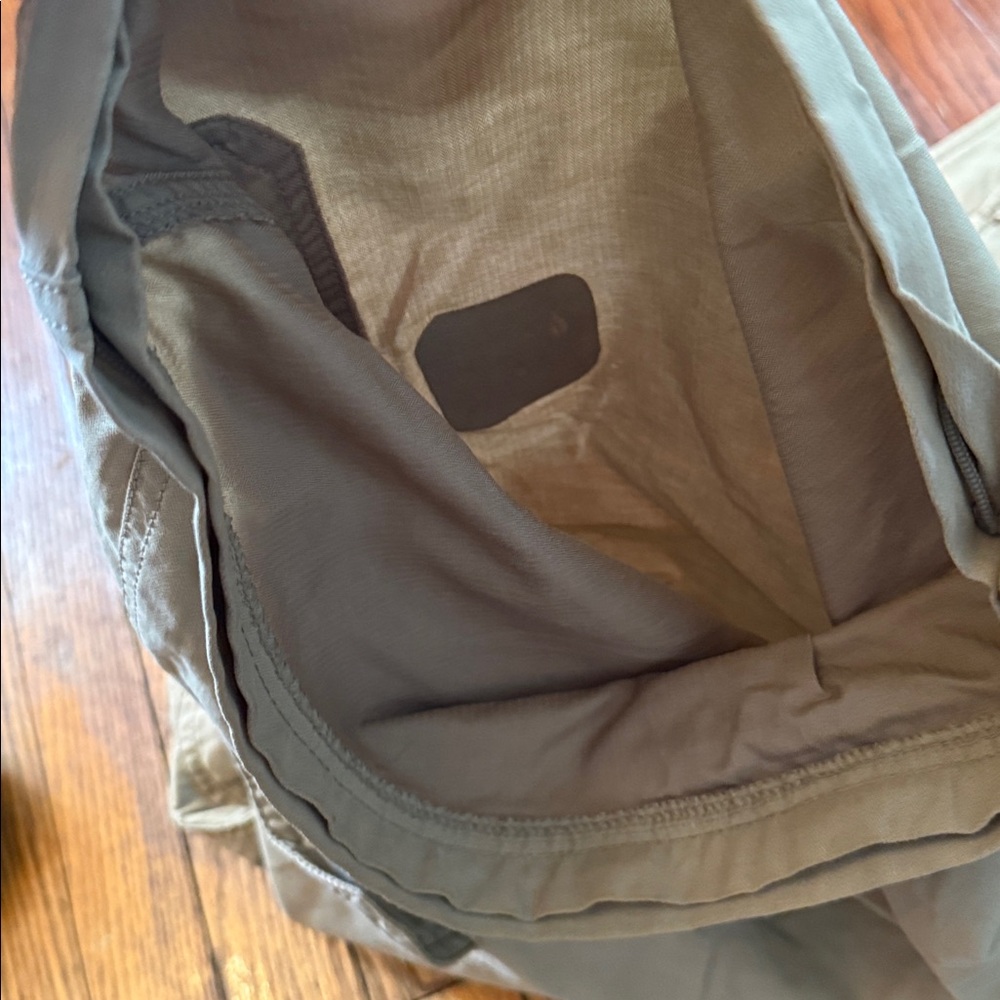 Y2K Nike ACG Vintage Convertible Cargo Pants - Picture 14 of 14